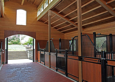 モジュラー馬の停止、タケInfillのPremadeの馬の停止に塗る黒色火薬